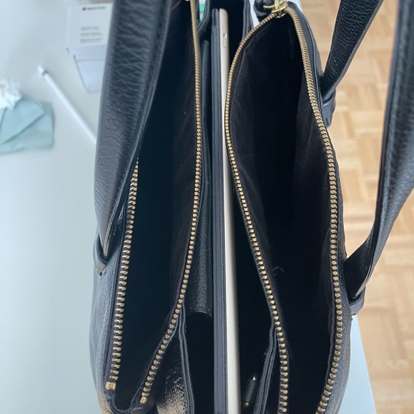 Banana Republic leather handbag - Picture 8 of 8